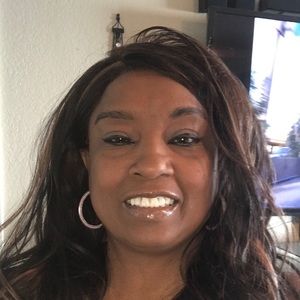 Meet your Posher, Lashae